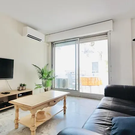 Apartamento Le Poincaré - 4 Prs - Clim - 300 M *